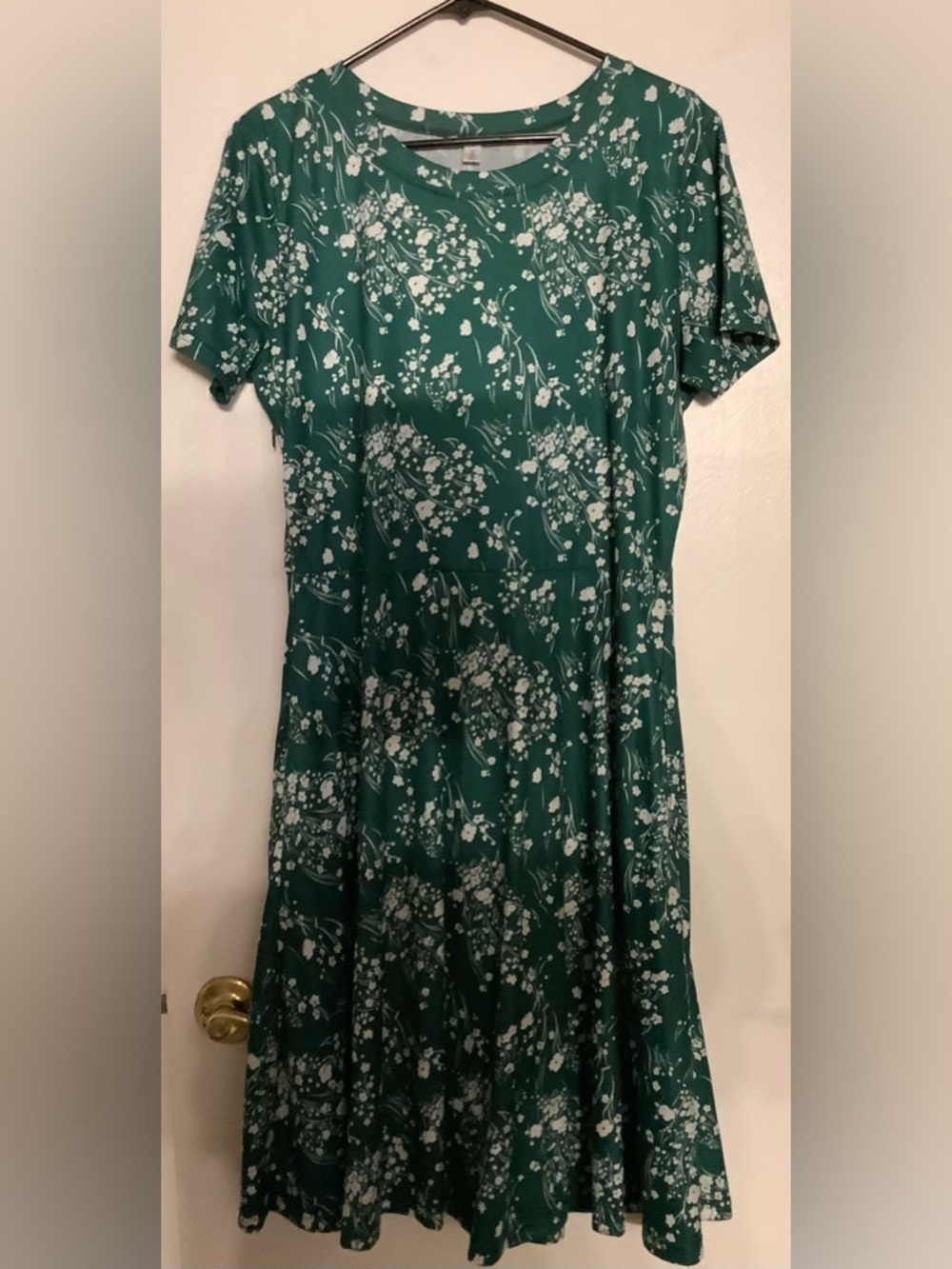 WOMENS DRESS SIZE XL GREEN